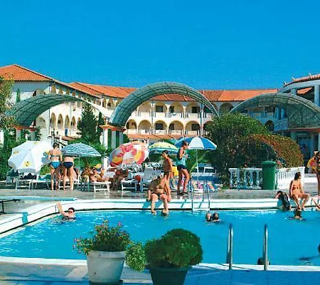 ホテル Attika Beach コルフ島