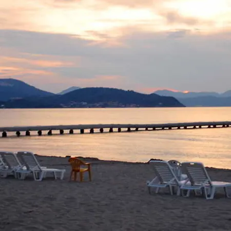 ホテル Attika Beach コルフ島