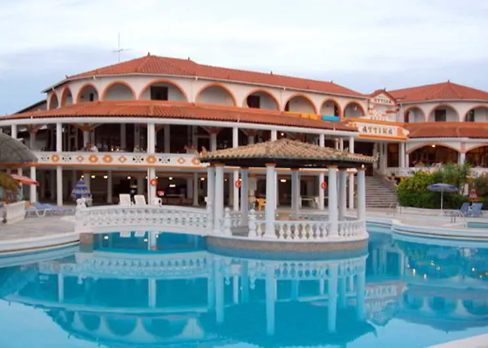 מלון Attika Beach 4*